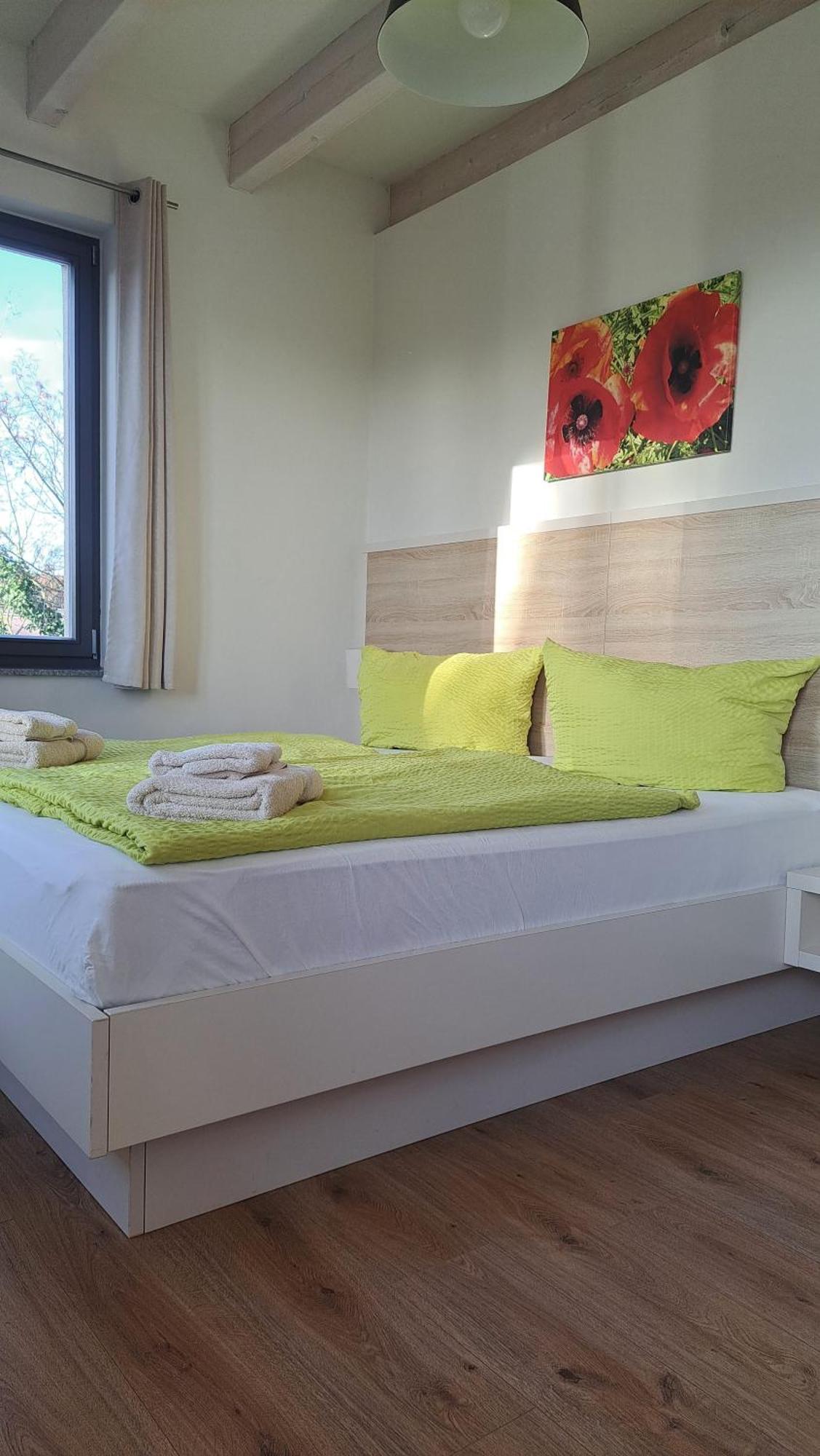Ferienremise Apartment Brandenburg  Bagian luar foto